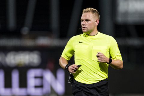 Deze scheidsrechter fluit de Rotterdamse derby tussen Sparta en Feyenoord
