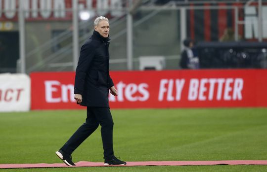 Ex-topvoetballer Marco van Basten krijgt de wind van voren na merkwaardige bekentenis: 'Een rare snuiter'