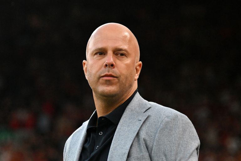 Liverpool-coach Arne Slot krijgt duidelijke boodschap over doelwit van 170 miljoen