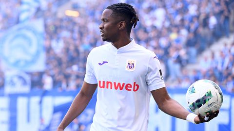 Drama voor ploeggenoot van Nederlandse voetballers: broertje (13) verdronken in thuisland