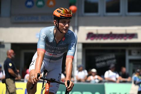 Oudere broer (22) van overleden wielertalent Finlay Tarling hakt knoop door over deelname aan Vuelta