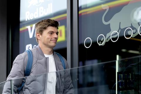 Max Verstappen doet opvallende bekentenis na contractverlenging bij Red Bull: 'Ik was dichter bij stoppen'