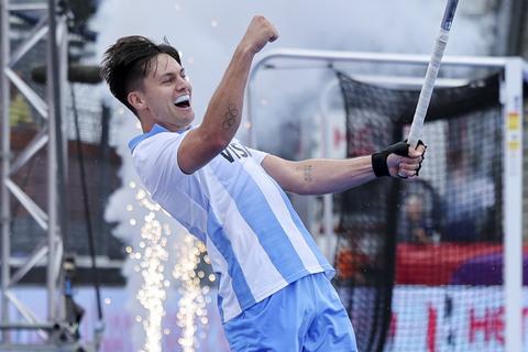 Hockeyende verloofde van premier Rob Jetten heeft aandeel in monsterzege Argentinië op WK