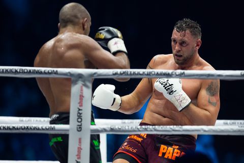 Glory-kickbokser op cruciale plekken geraakt bij schietpartij: 'De man trok een pistool uit zijn tas'