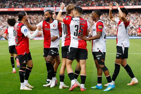 Live Eredivisie | Feyenoord maakt gehakt van FC Utrecht en loopt uit naar 5-0
