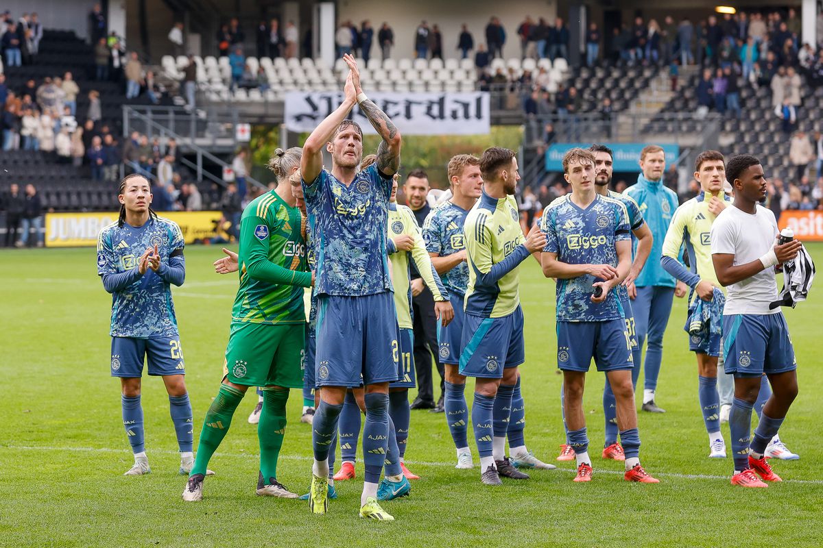 ‘Circus’ Wout Weghorst bij Ajax, Lars Unnerstall opnieuw in de fout én doelpunt van het jaar al gemaakt?