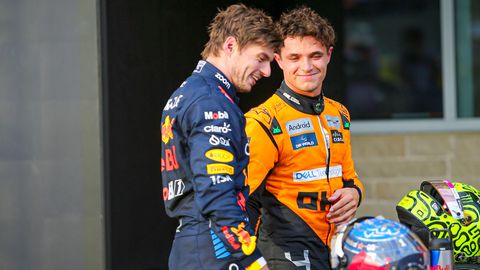 'Of iemand heeft hem streng toegesproken': waarom is Max Verstappen in opperbest humeur?