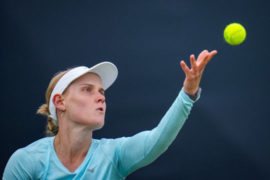 Suzan Lamens schrijft prachtig geldbedrag bij na gewonnen WTA-toernooi: dit verdient de kersverse Nederlandse top 100-tennisster