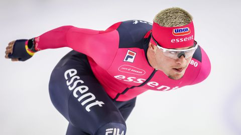 Joep Wennemars toont in Thialf aan ondanks flinke tegenslag over razendsnelle benen te beschikken