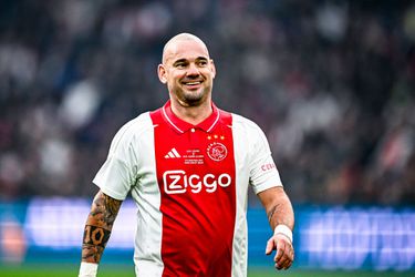 Optreden Ajax Legend Wesley Sneijder zorgt voor hilariteit: 'Ik kwam er nog een paar tegen'