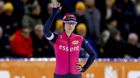 Balend schaatstalent ziet ultieme beloning aan haar voorbijgaan: 'Natuurlijk was het een verrassing'