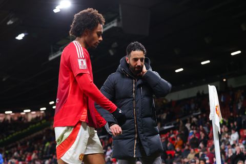 Nederlandse topvoetballers slachtoffer van strenge actie Manchester United-manager