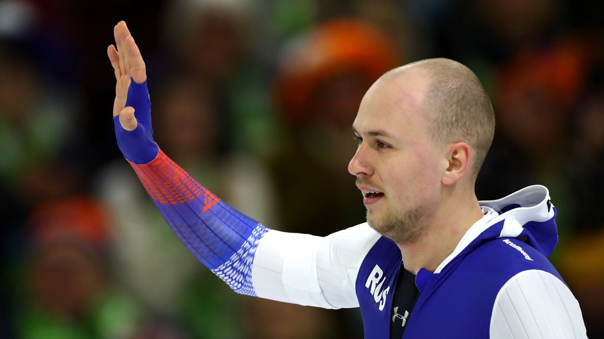 'Vernederde' Russische topschaatser heeft geen zin in comeback: 'Alleen als Vladimir Poetin het wil'