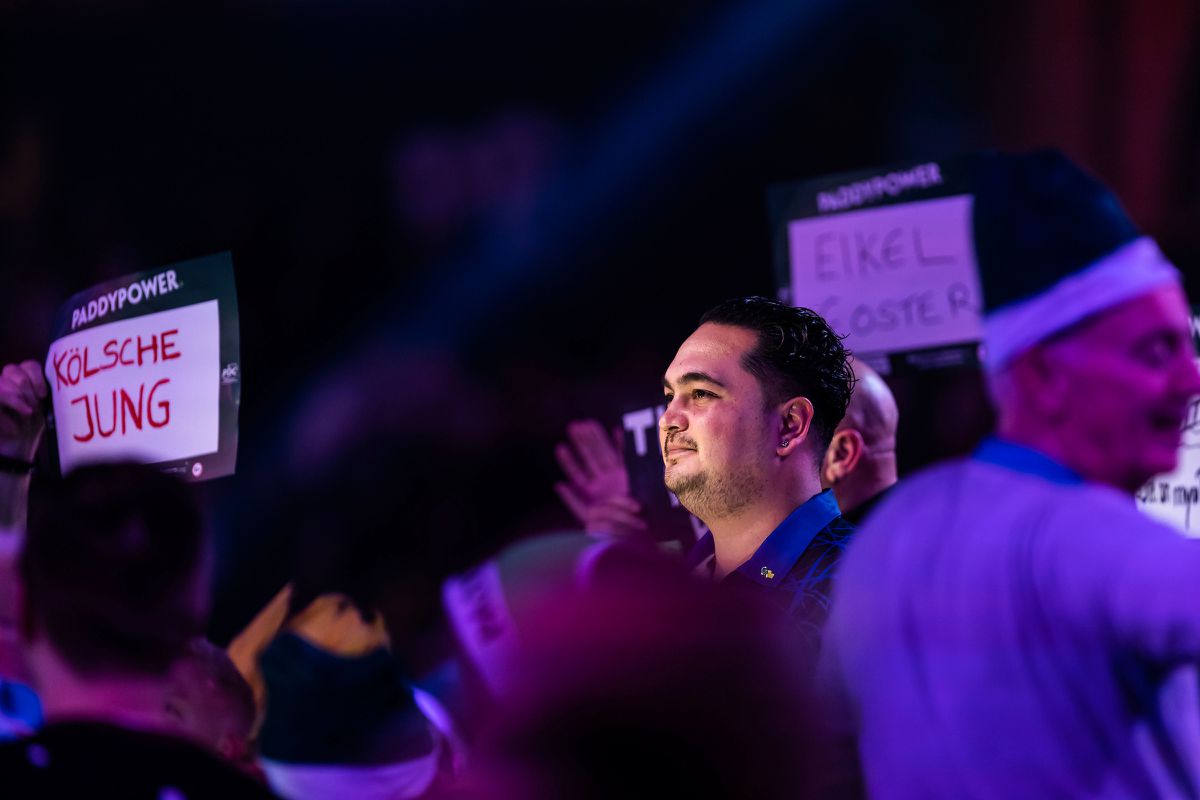 Jeffrey de Zwaan beleeft beroerde comeback in Alexandra Palace tegen typische WK-darter