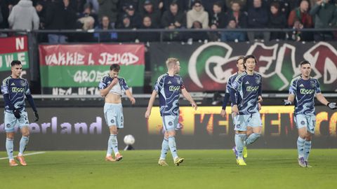 Ajax treurt na spektakelstuk van jewelste tegen NEC: Amsterdammers laten grote kans liggen in Eredivisie