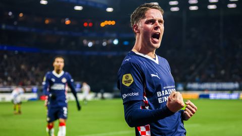 'Héél aantrekkelijke' transfer voor PSV-uitblinker Joey Veerman toegejuicht: 'Dan ben je de koning'