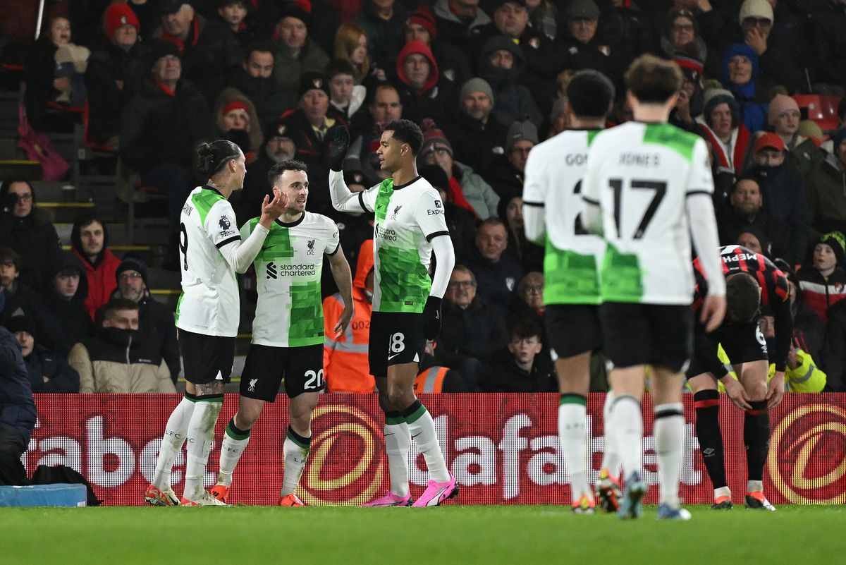 Diogo Jota en Darwin Núñez bezorgen Liverpool drie punten na super tweede helft