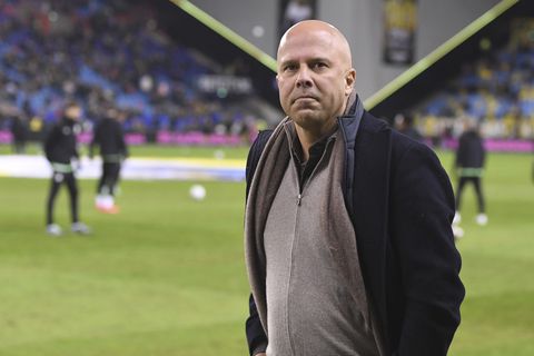 arne-slot-eredivisie-vitesse-feyenoord