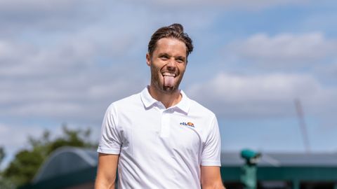 Enige overgebleven Nederlander stunt met plek in halve finale Australian Open