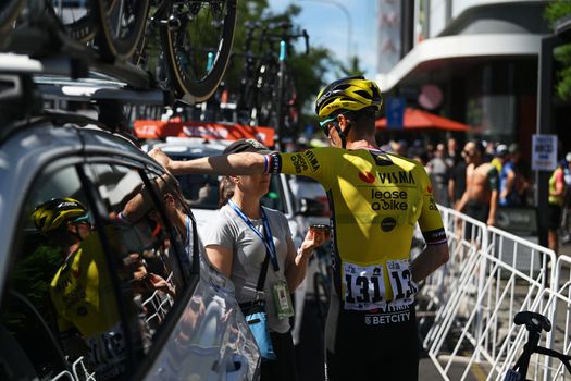 Topwielrenner Dylan van Baarle incasseert voor derde keer in korte tijd enorme klap