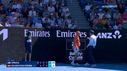 Toptennisser beleeft merkwaardig moment op Australian Open met 'vier onwetende dronkaards'