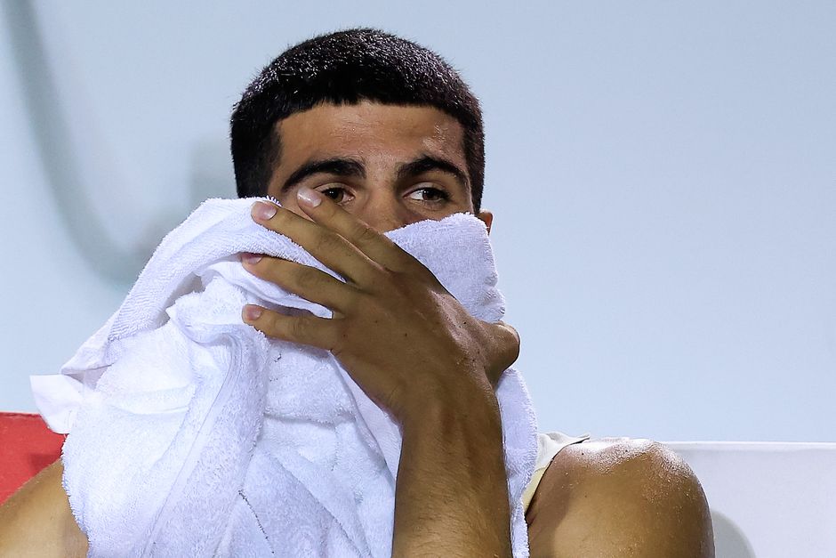 Toch geen ernstige blessure Carlos Alcaraz: 'Een paar dagen eruit'
