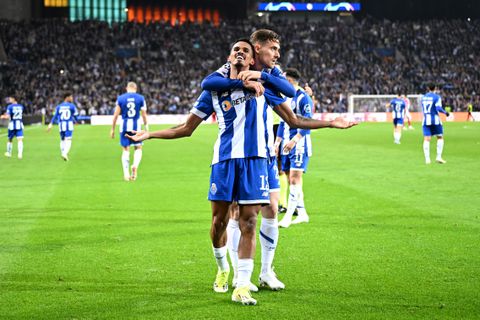 FC Porto verslaat Arsenal dankzij wereldgoal Galeno en uitblinkende Ajax-huurling