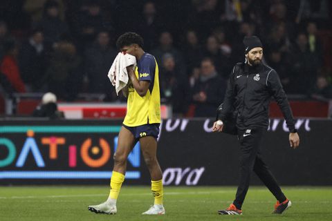 Ontgoocheld Union toont en meldt schade van aanvaller na botsing met Remko Pasveer: 'Hij bloedde overal'