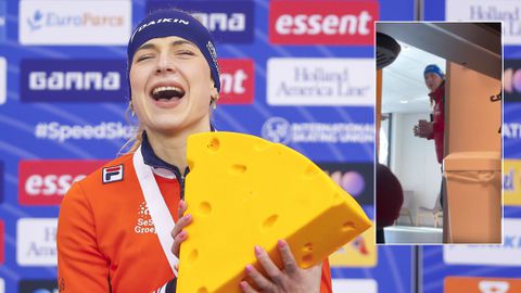 Verbaasde topschaatsster Joy Beune wordt te grazen genomen door teamgenote: 'Serieus?'