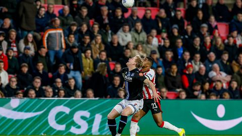 Live Eredivisie | Grote fout PSV direct afgestraft: Heerenveen-spits schiet schitterend raak met halve omhaal