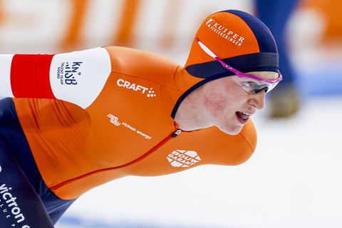 Nederlands schaatstalent (17) maakt indruk met wereldrecord