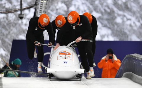 Nederlandse bobsleeërs sluiten eerste dag in de bobslee af met plaats dertien