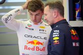 Max Verstappen en Christian Horner in gesprek. © Getty Images