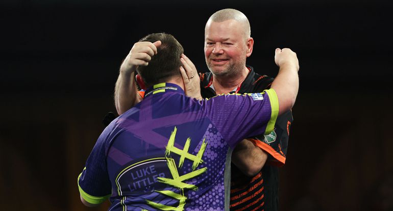 Raymond van Barneveld baalt van gedrag 'geniale' Luke Littler: 'Dan ben ik er ook klaar mee'