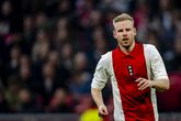 Davy Klaassen in het retroshirt van Ajax. © Getty Images