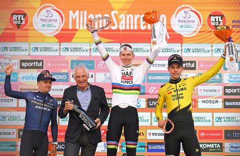 Tadej Pogacar wint jackpot met zege in Milaan-Sanremo, ook Mathieu van der Poel deelt mee in tienduizenden euro's prijzengeld