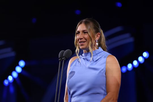 Partner van Nederlandse tennisster gaat in op pikant aanbod: 'Ik ben arm, ik zou het overwegen'