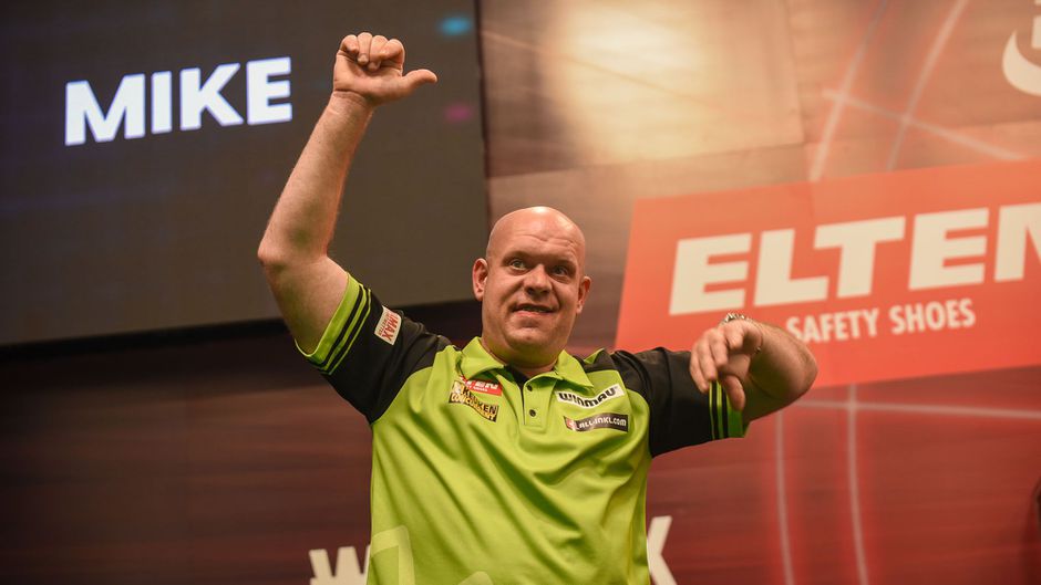 Geëmotioneerde Michael van Gerwen boekt na loodzware periode eindelijk groot succes