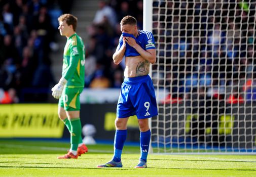 Keiharde woorden van clubicoon na pijnlijke degradatie Leicester City: 'Een complete schande'