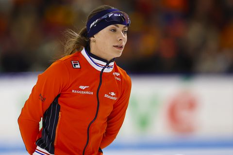 Schaatstopper Femke Kok staat voor ‘pittige’ opgave nadat ze ‘teugels laat vieren’: ‘Je bent die vrijheid weer kwijt’