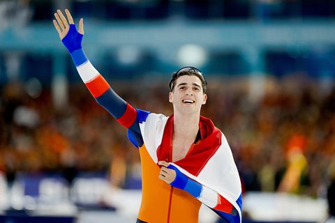 'Populairste' schaatser Jenning de Boo oogst lof met pikante deal: 'Hij ziet er ook goed uit'