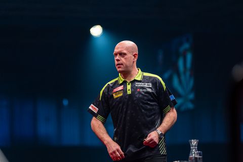 'Hij schaamde zich ervoor': topdarter Michael van Gerwen ontdaan van 'onwaardige' prestatie
