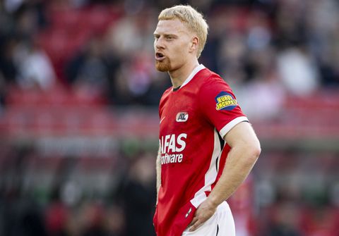 Mexx Meerdink (AZ) heeft bijzondere band met bekende vader: 'Dat neemt hij wel aan van papa'