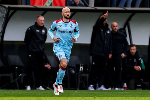 Geplaagde Feyenoord-speler (34) openhartig over zware periode in zijn leven: 'Ik dacht aan stoppen'