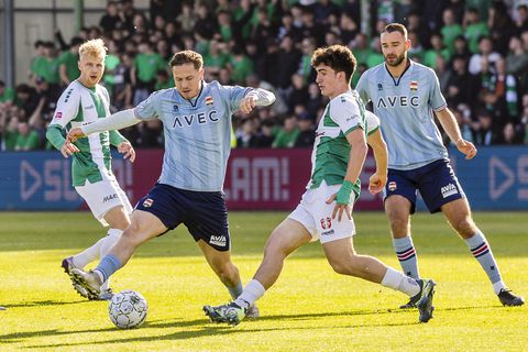 Ongeloof bij Willem II over bijzondere situatie in cruciale strijd om lijfsbehoud: 'Hij lag daar twee minuten'