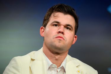 Veelbesproken sportlegende speelt krankzinnige wedstrijd tegen 143.000 (!) tegenstanders
