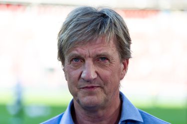 Oud-topvoetballer Wim Kieft komt te laat bij nieuw project door toedoen van René van der Gijp