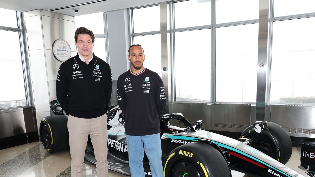 Mercedes-teambaas Toto Wolff is kwaad over 'onthulling' van sabotage Lewis Hamilton: 'Zoek een psychiater'