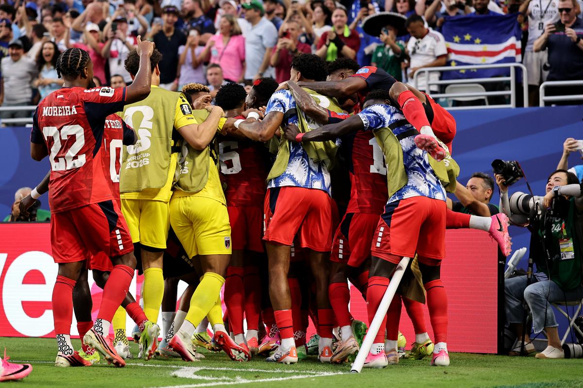 Kaapverdië droomt: 2-2 tegen Uruguay — photo: Sportnieuws Voetbal