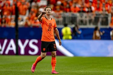 Steun voor getergde Frenkie de Jong van voormalig WK-finalist: 'Mensen buitenaf weten van niks'